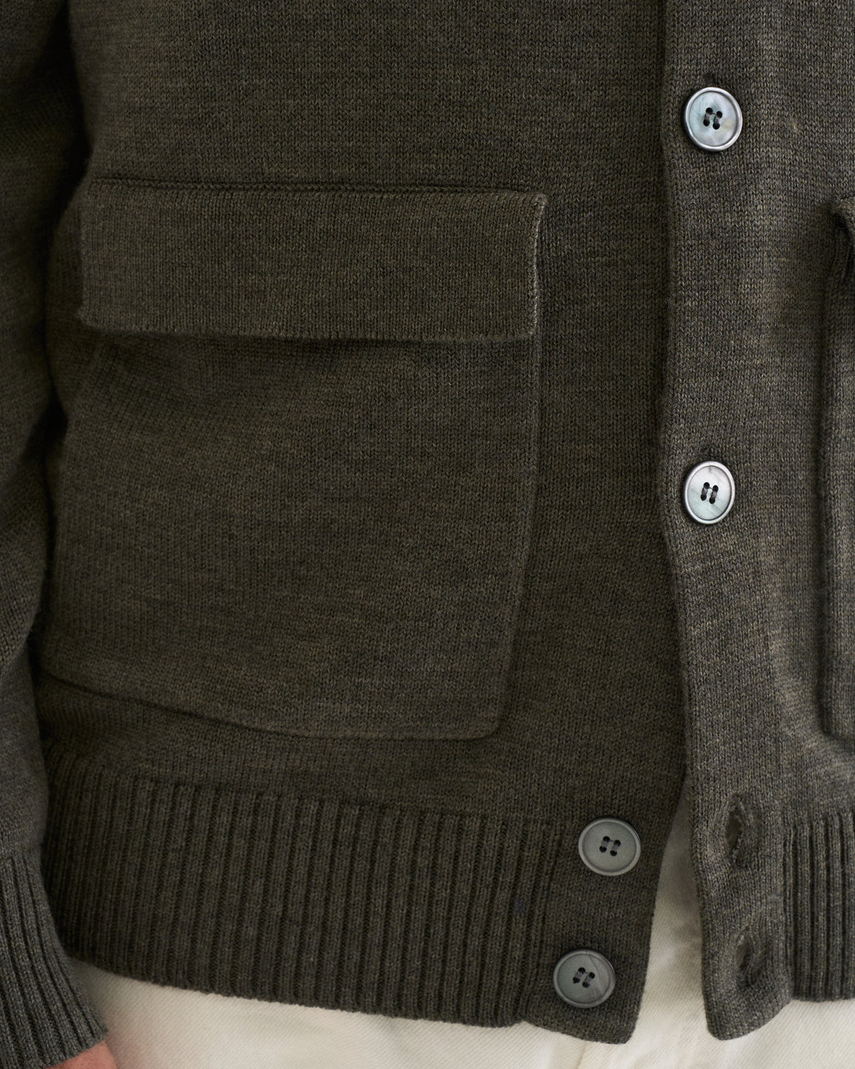 Leo merino cardigan dark green