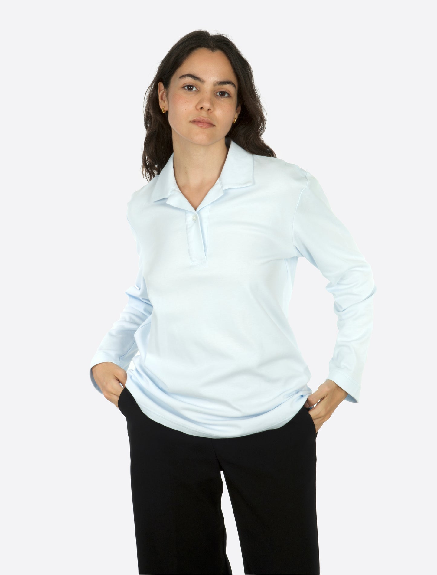 Carla Polo lyseblå