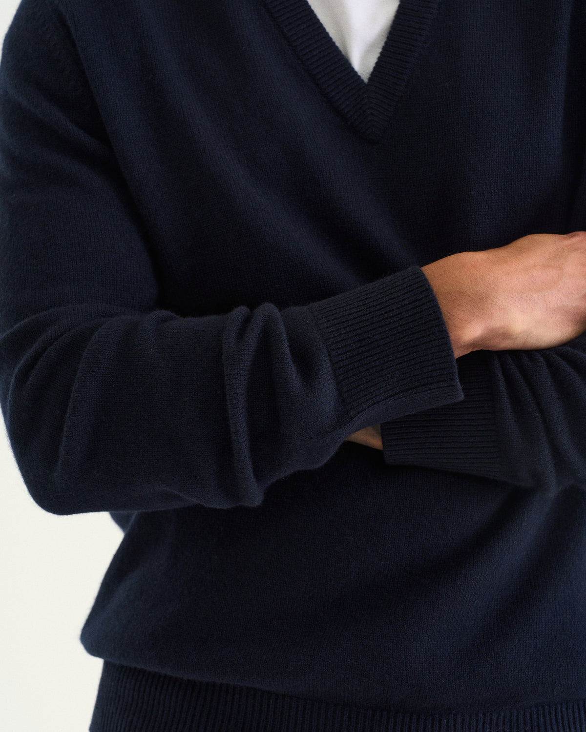 Nobel merino cashmere v-neck navy