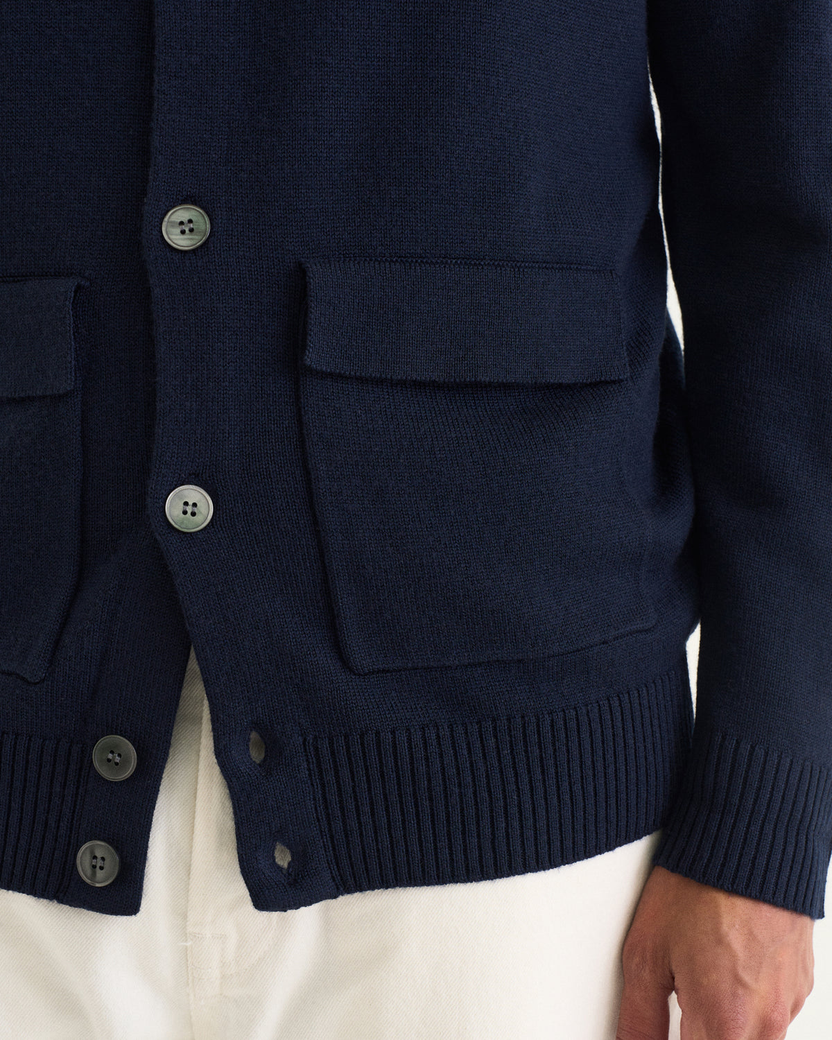 Leo merino cardigan Navy